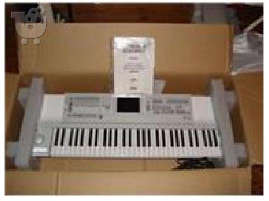 PoulaTo: Yamaha Tyros 4/ 5 Keyboard synthesizer